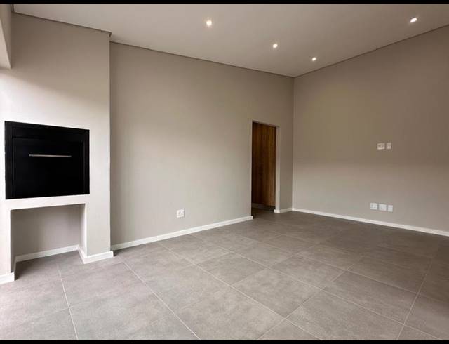 2 BEDROOM PROPERTY TO RENT IN HAASENDAL